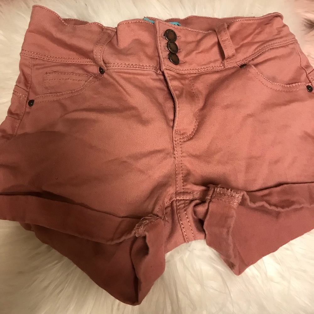 High waisted fitted shorts